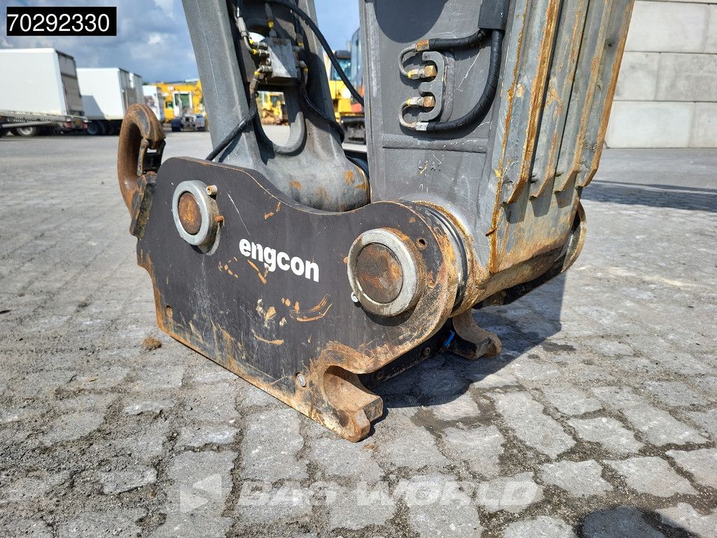 Volvo ECR235 D
