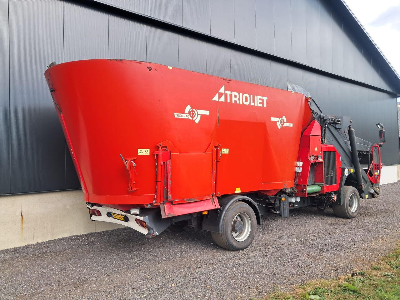 Trioliet Triotrac 2-2400 voermengwagen