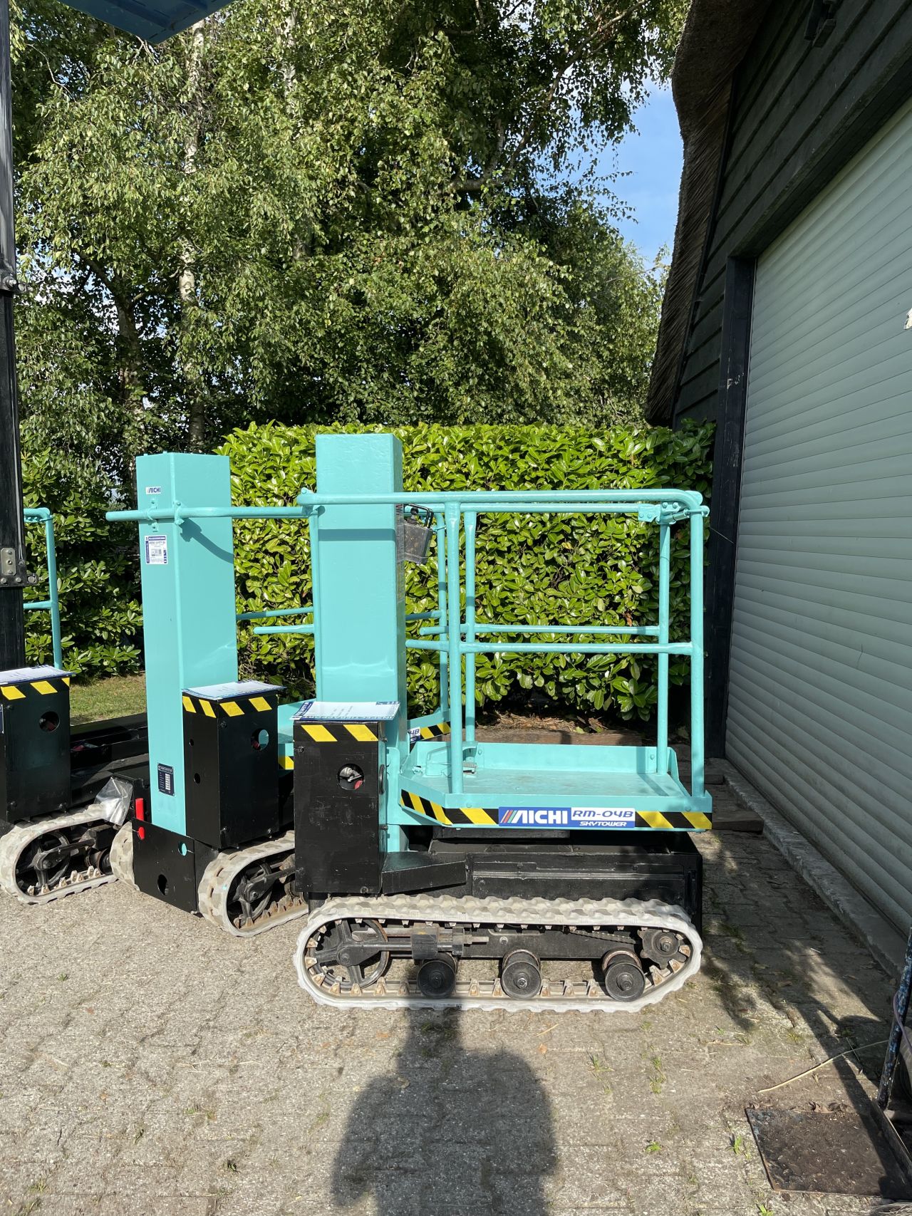 Aichi RMO4B rupshoogwerker rups hoogwerker ruw terrein