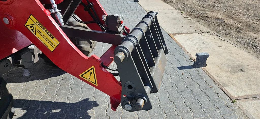 Weidemann 4204