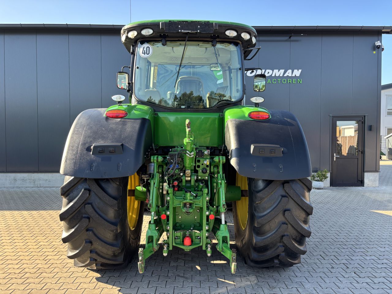 John Deere 7230R