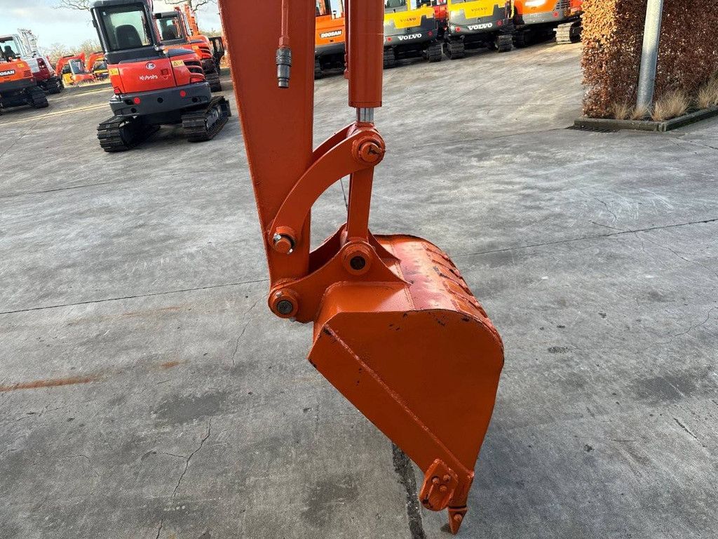 Hitachi-Raupenbagger