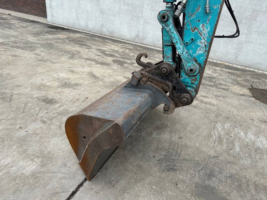 Kobelco SK70SR Diesel 2000 crawler excavator