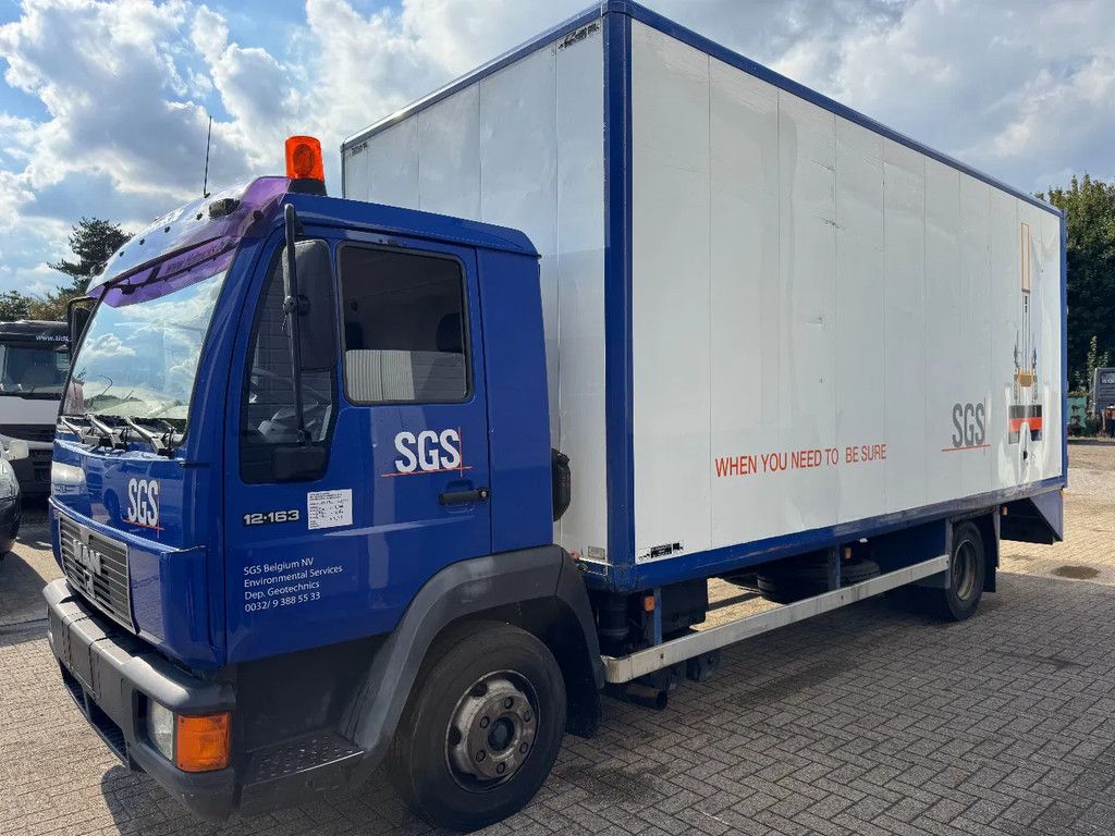 MAN L2000 **HEAVY LOADINGRAMP-MACHINERY TRANSPORTER**