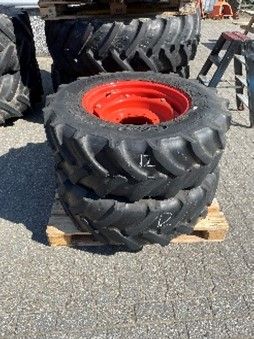 Set Goodyear 340/85 R24