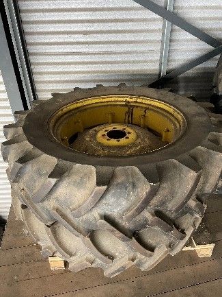 Set Michelin 16.9 R38