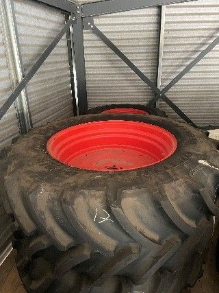 Set Goodyear 600/65 R38
