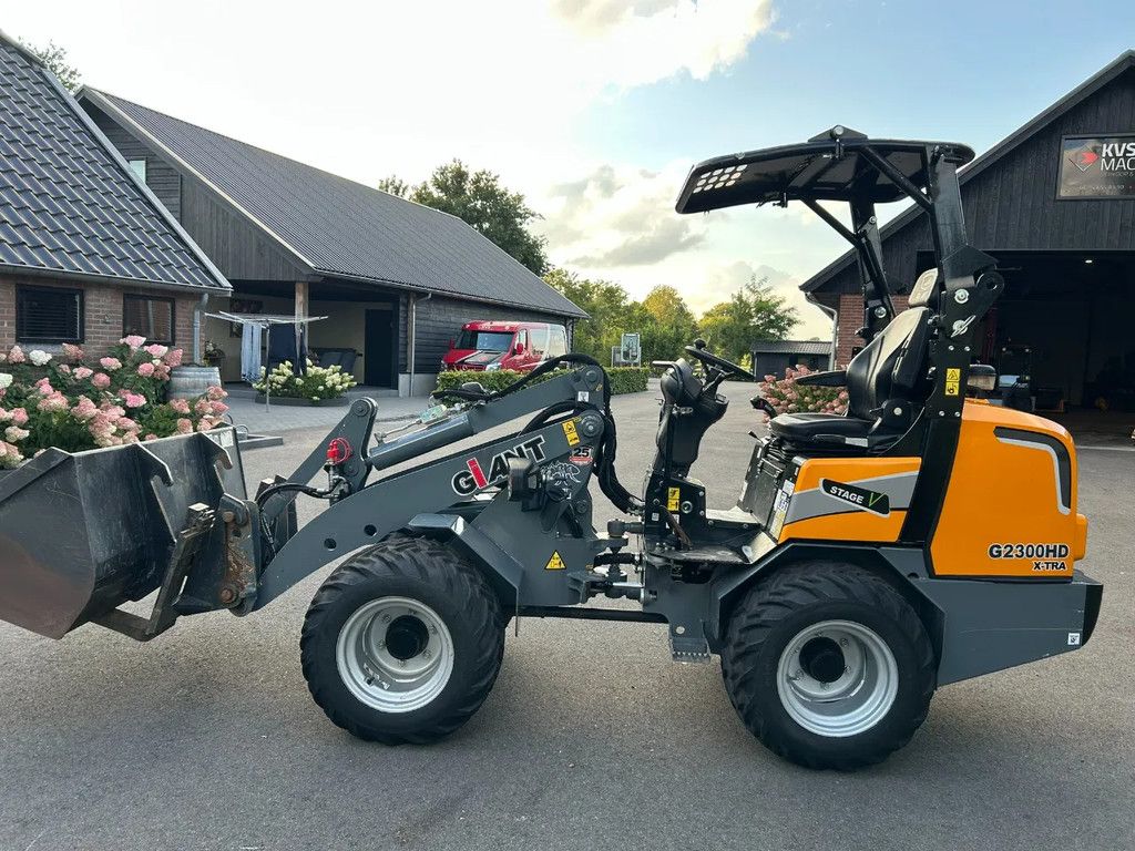 Giant G2300HD X-tra