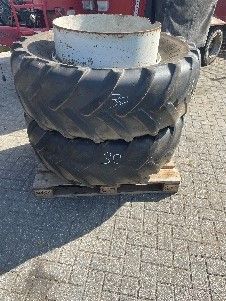 Set Michelin 480/65 R28