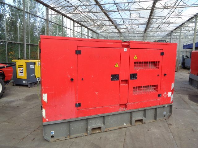 3 x industriele generatoren