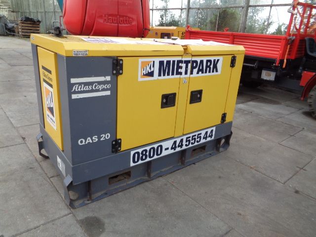 3 x industriele generatoren