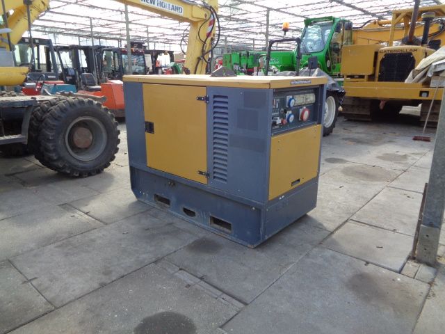 3 x industriele generatoren