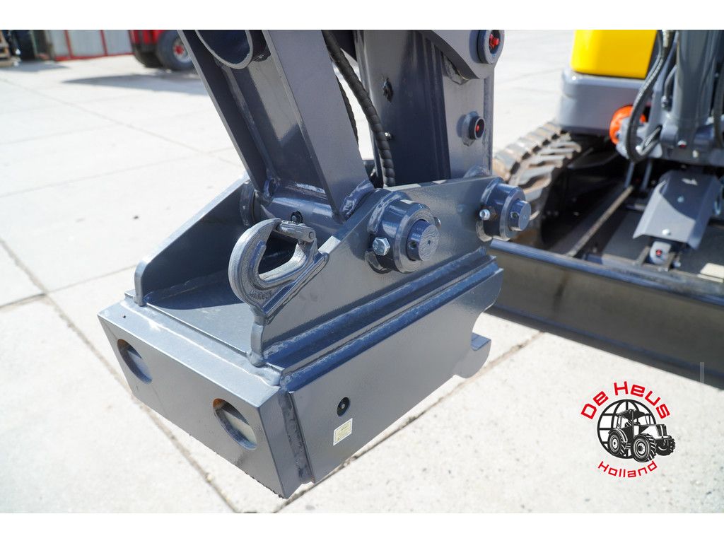 Eurotrac HE60SR