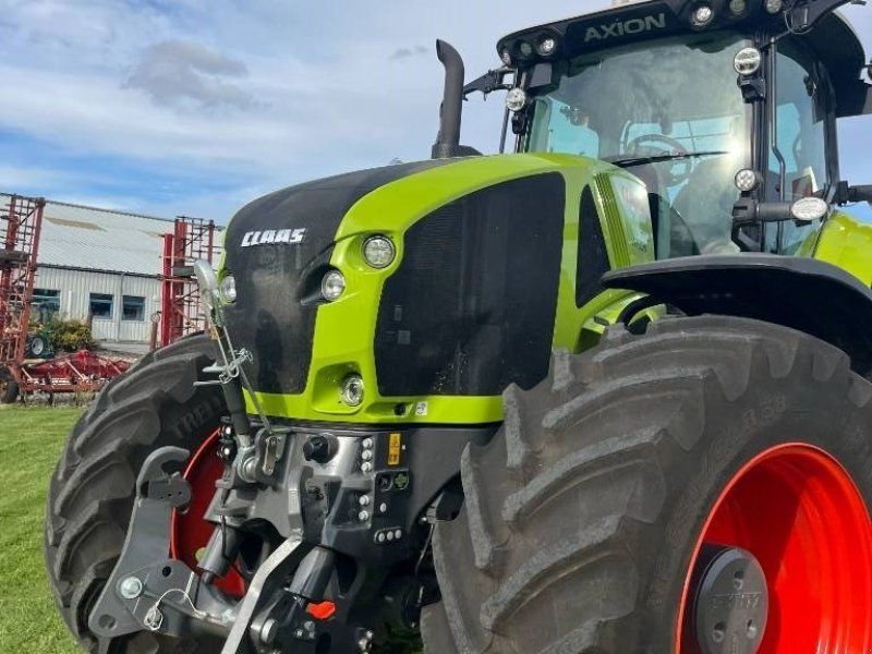 Claas AXIO 930