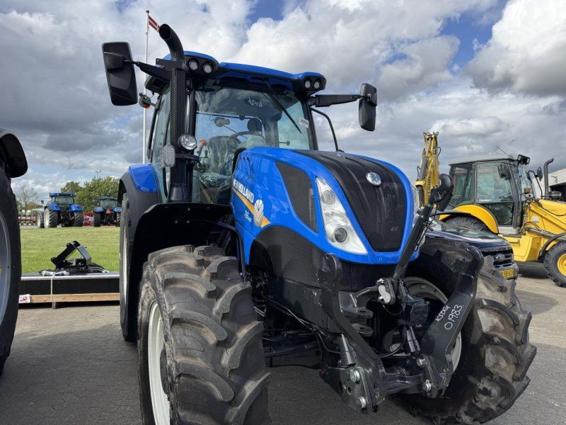 New Holland T6.145 EC STAGE V