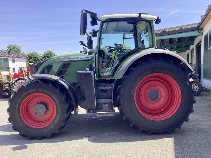 Fendt 724 VARIO S4 PROFI PLUS