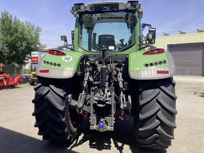 Fendt 724 VARIO S4 PROFI PLUS