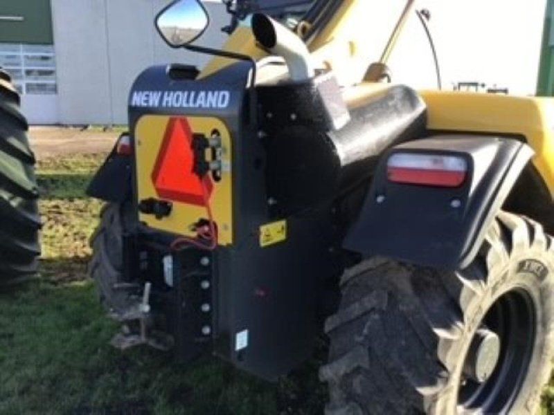 New Holland TH 7.42