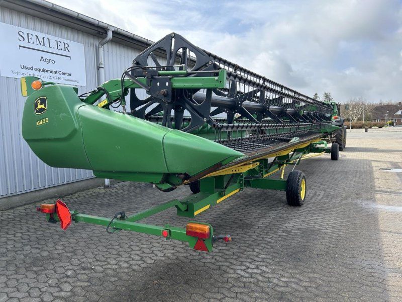 John Deere 640D