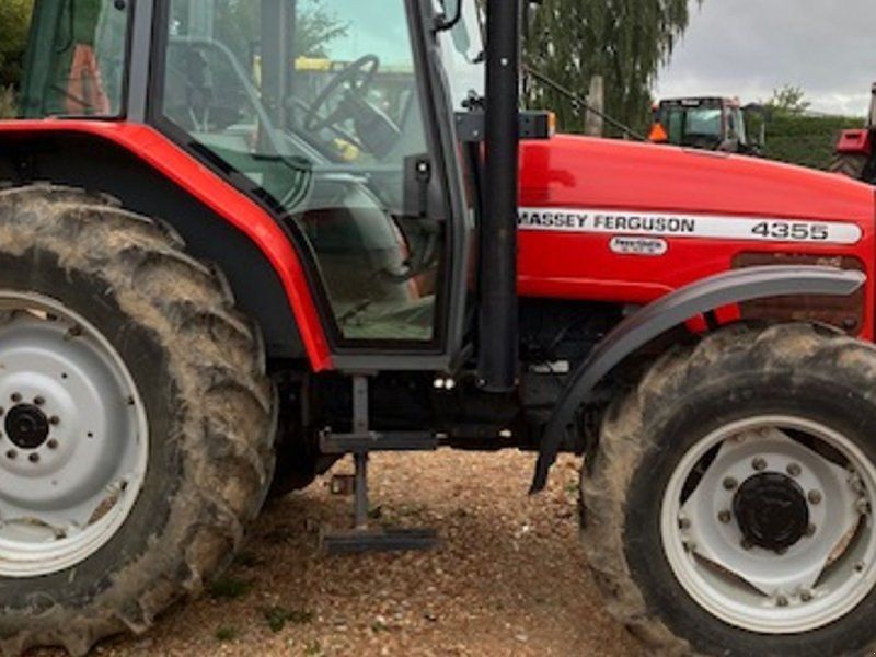 Massey Ferguson 4355