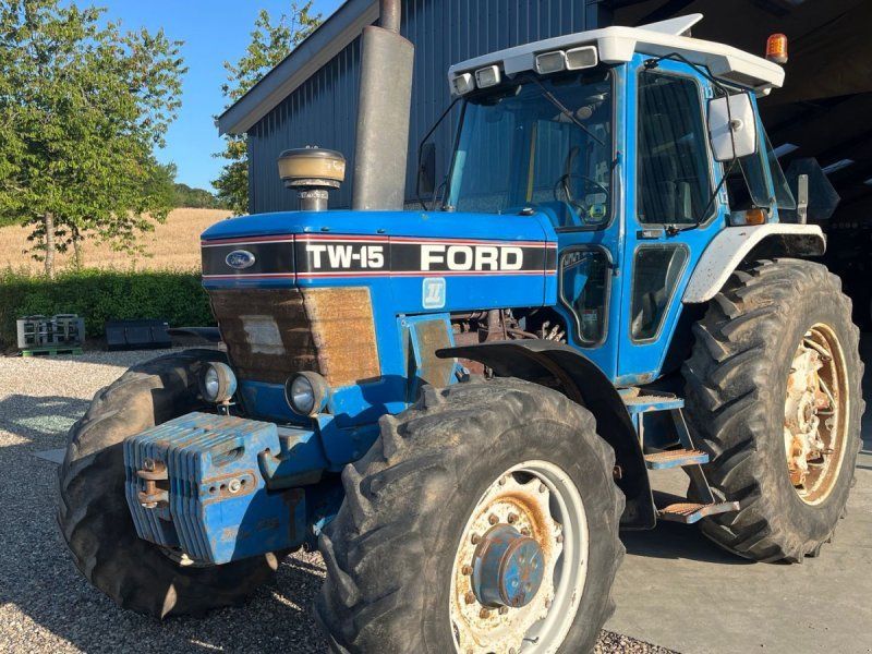 Ford TW 15 Force 2