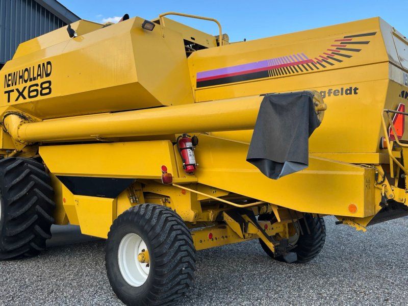 New Holland TX68 Årg  med 24 fod