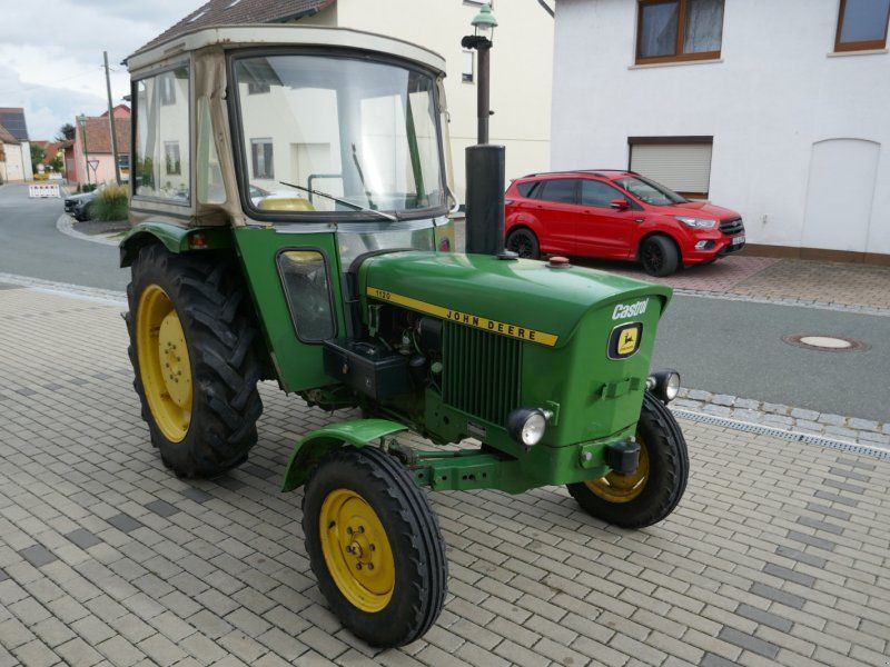 John Deere 820 mit 2300 Std! Sehr guter Originalzustand! Gepflegt!