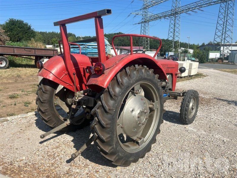 Massey Ferguson 30