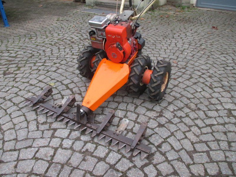 Holder M 300 Profigerät mit Zwillingsbereifung und Schwinghebelbalken 1