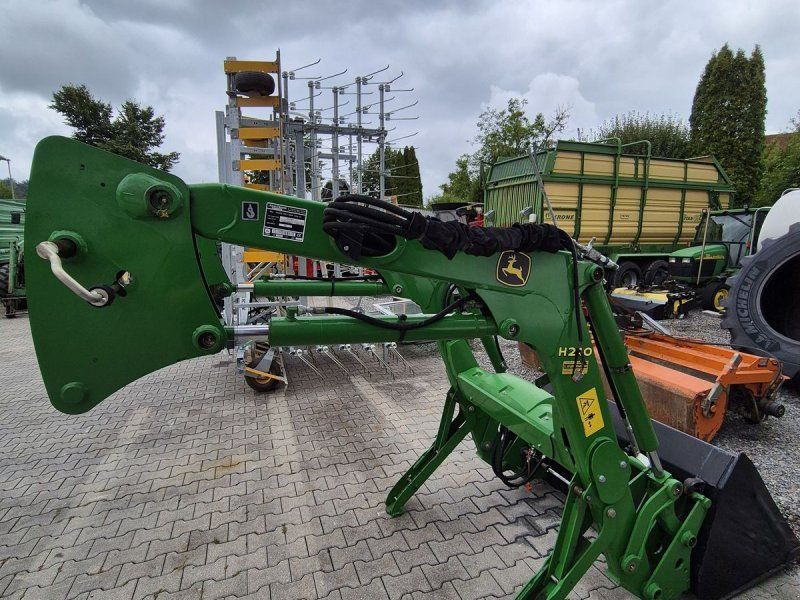 John Deere H240
