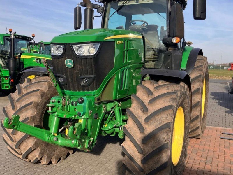 John Deere 6250R ULTIMATE  AutoTrac. GPS. Sektions kontrol. Command Arm. Co