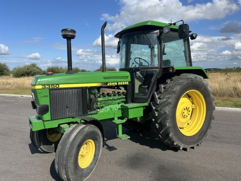 John Deere 3350 2WD