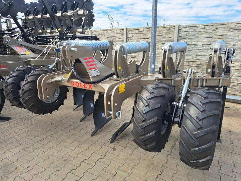 Tiefenlockerer / subsoiler