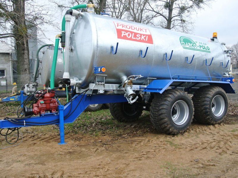 Gülletankwagen / slurry tanker