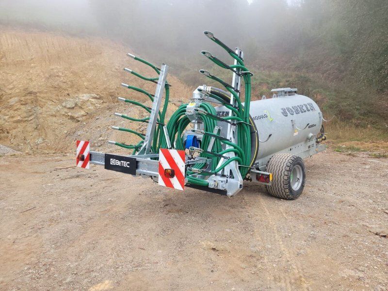 BeTEC Gülleverteiler / slurry injector
