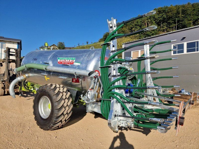BeTEC Gülleverteiler / slurry injector