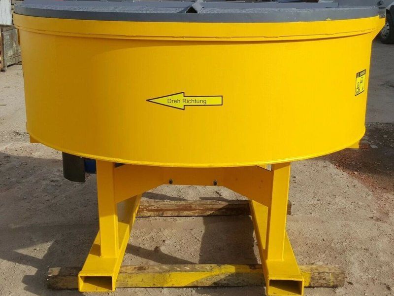 Betonmischer / electric  mixer