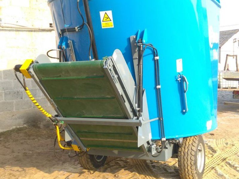 Zamet Futtermischwagen /  mixer