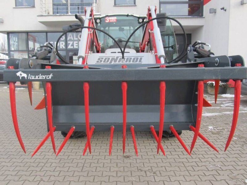 Krokodilgebiss / manure grab