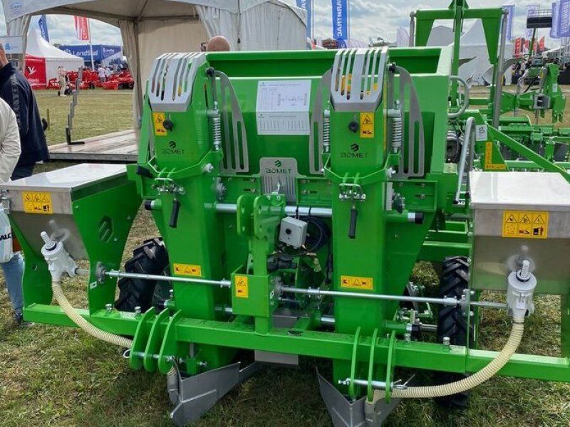 Kartoffelpflanzmaschine /  planter