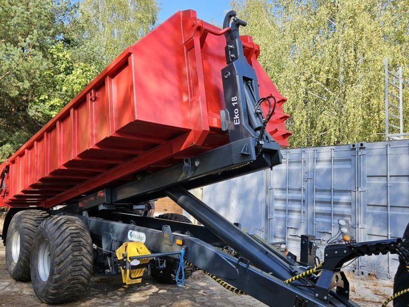 EkoAgri Eko 18 Hakenanhänger /  trailer