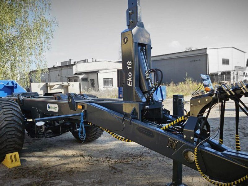 EkoAgri Eko 18 Hakenanhänger /  trailer