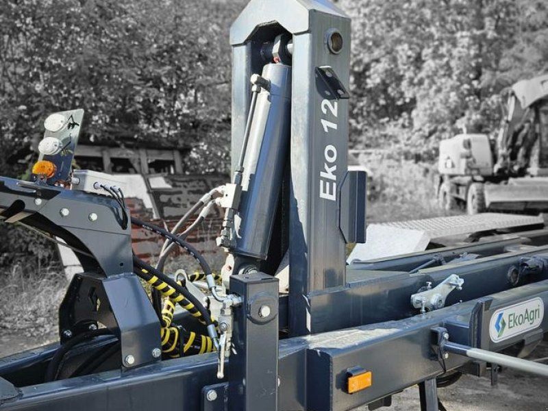 EkoAgri Eko 12 Hakenanhänger /  trailer