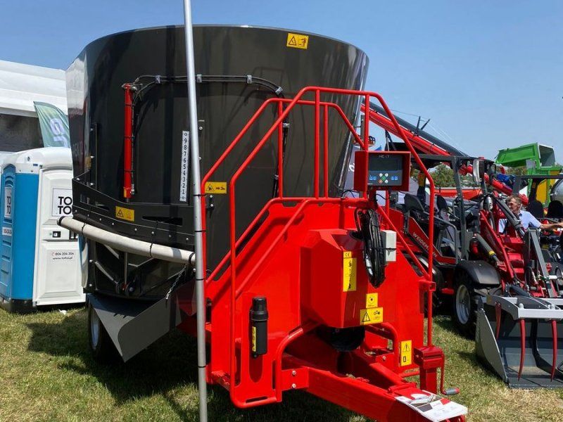 Andotech Füttermischwagen /  mixer