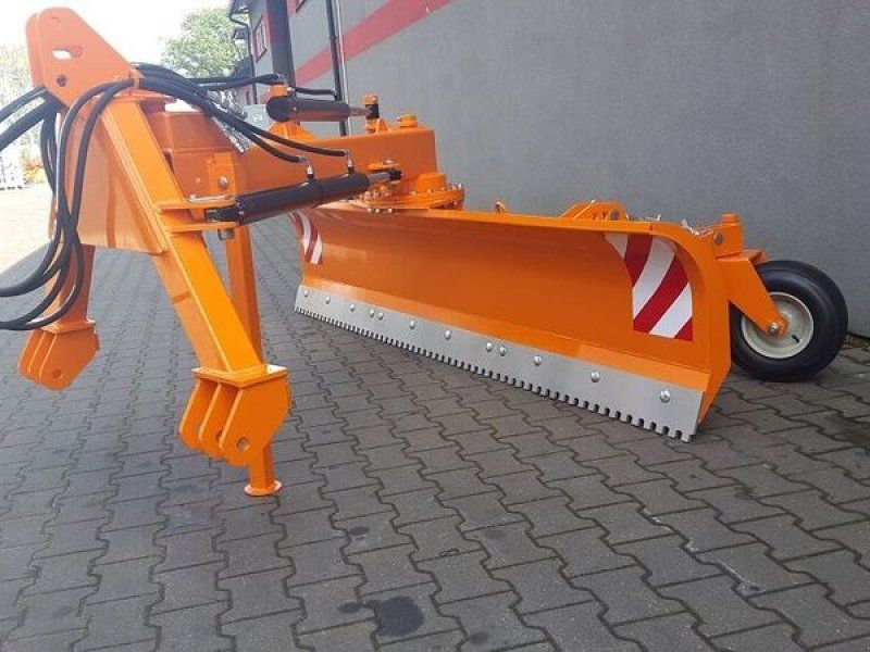 Hydraulischer Heckpflug / hydraulic rear plow