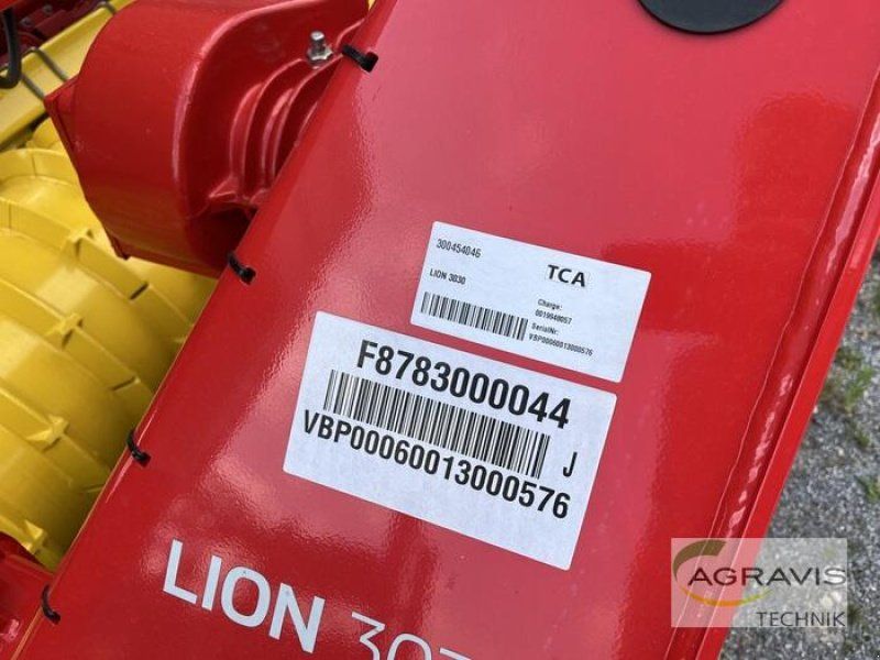 Pöttinger LION 3030