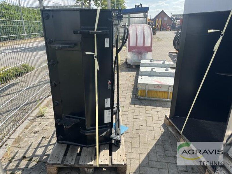 Giant DUNG- UND SILAGEZANGE