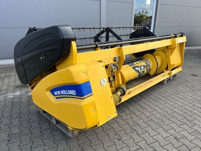 New Holland 12 (3,60m)