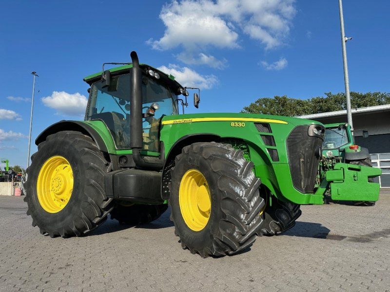 John Deere 8330 Powershift