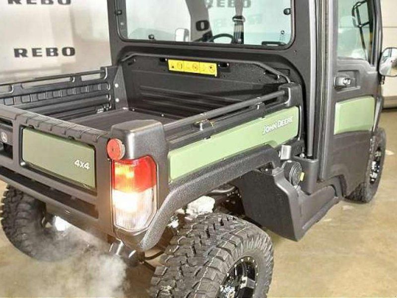 John Deere XUV835M